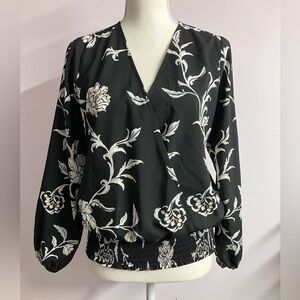 Women’s V Neck Blouse, Small, Black/White, Faux Wrap, Smocked Waist, WHBM
